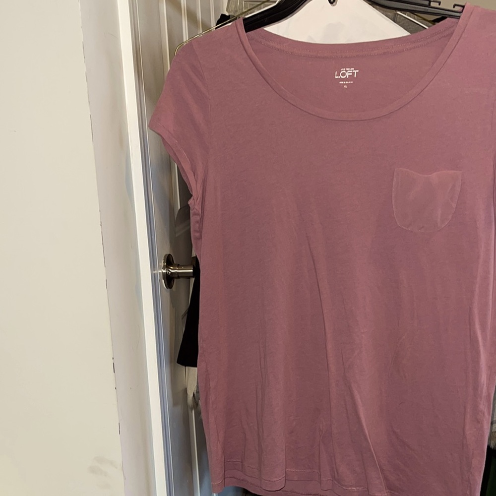 Size XL Ann Taylor Loft shirt
